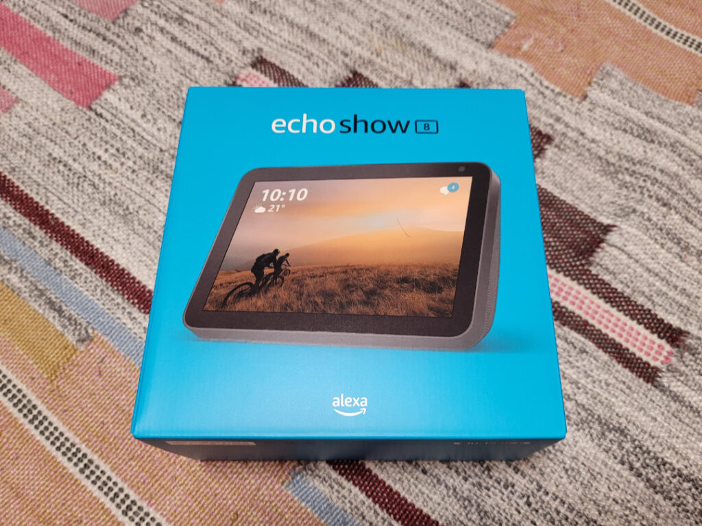 レビュー】Echo Show8と過ごした3カ月間。買って良かったことと買う前に知っておくべきと思ったこと | smartgoods.me